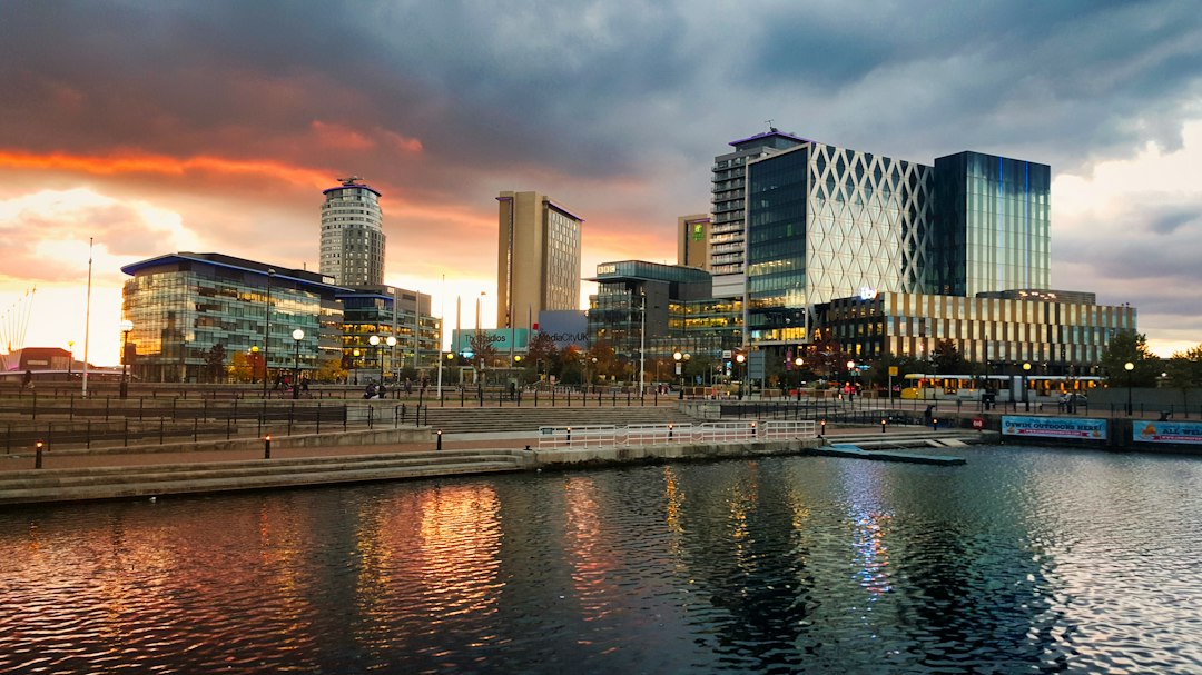 Manchester Бюджетно